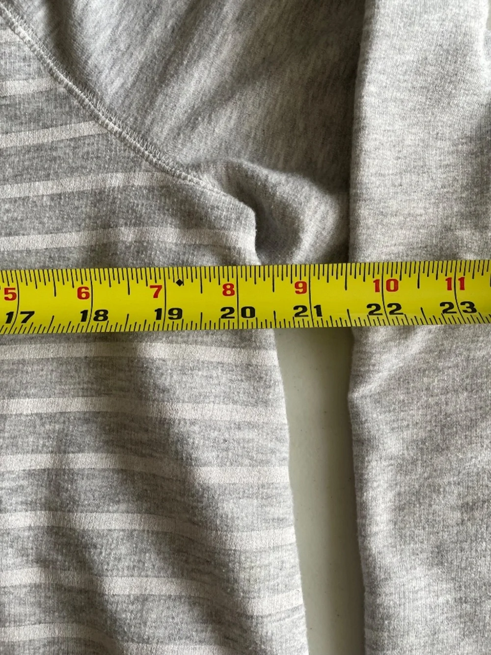 Sonoma Cotton Blend Lightweight Sweatshirt in Grey and White in Size L
